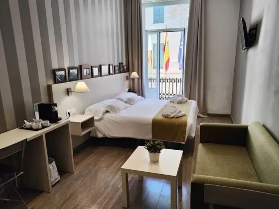 Family Oda, Şehir Manzaralı