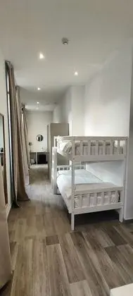 Family Oda, Şehir Manzaralı