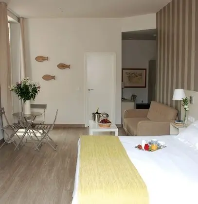 Family Oda, Şehir Manzaralı