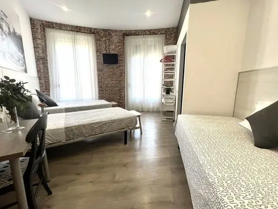 Üç Kişilik Oda