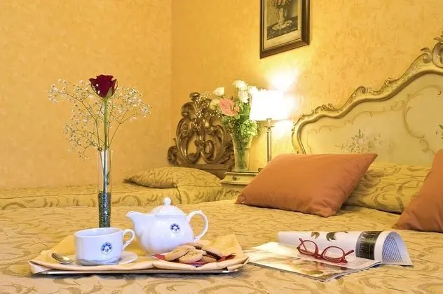 Basic Üç Kişilik Oda