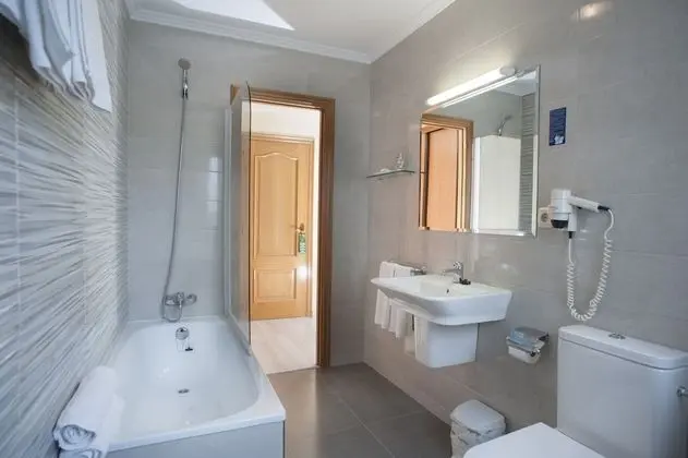 Standard Büyük Yataklı Tek Kişilik Oda, Özel Banyo