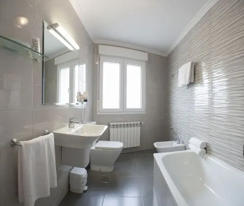 Standard Büyük Yataklı Tek Kişilik Oda, Özel Banyo