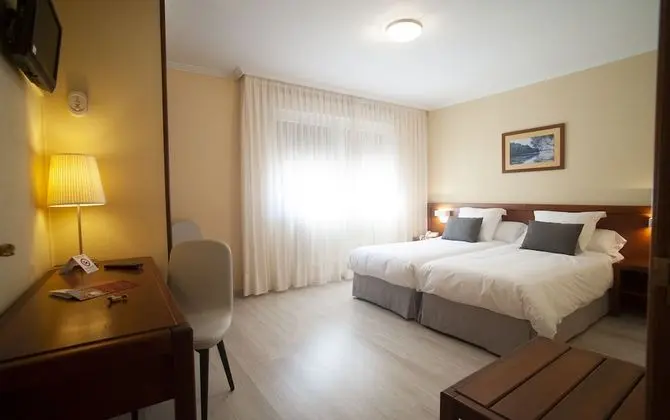 Standard Tek Büyük veya İki Ayrı Yataklı Oda, Özel Banyo