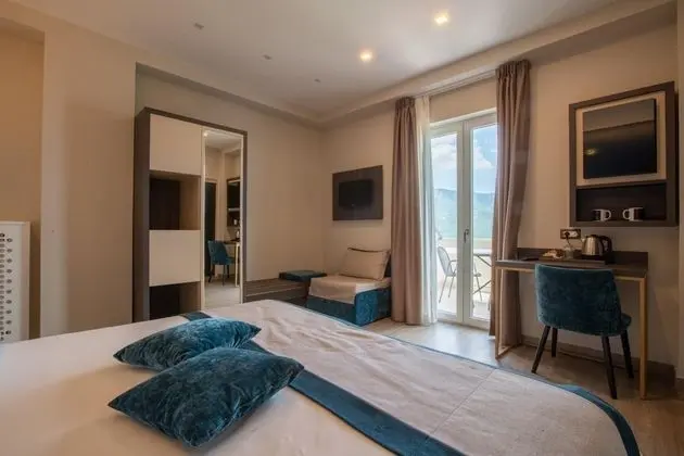 Deluxe Tek Büyük veya İki Ayrı Yataklı Oda, Deniz Manzaralı