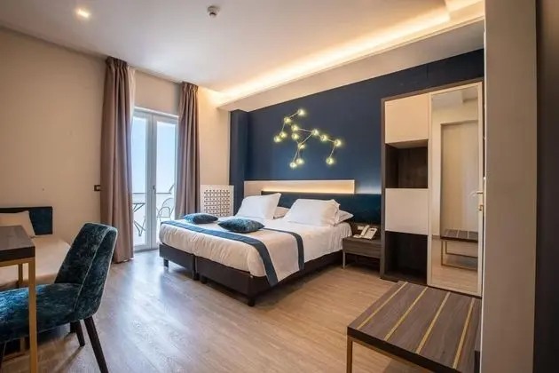 Deluxe Tek Büyük veya İki Ayrı Yataklı Oda, Deniz Manzaralı