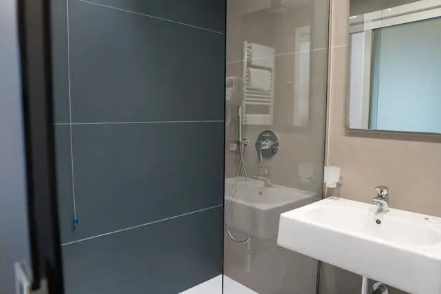 Deluxe Tek Büyük veya İki Ayrı Yataklı Oda, Deniz Manzaralı