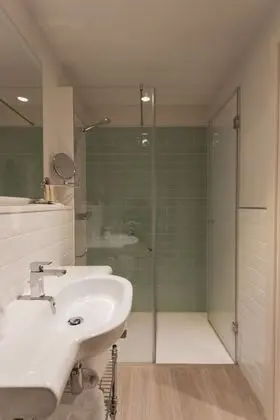 Superior Süit, Teras