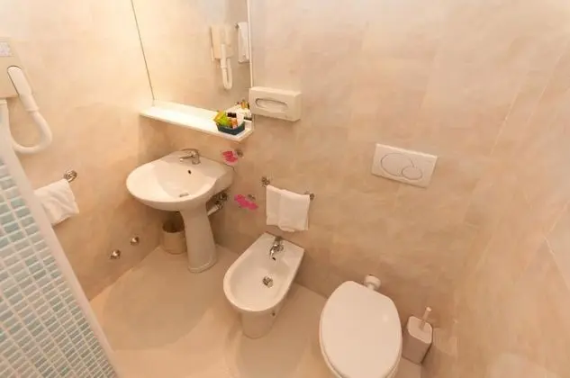 Economy Tek Büyük Yataklı Oda (Plus)