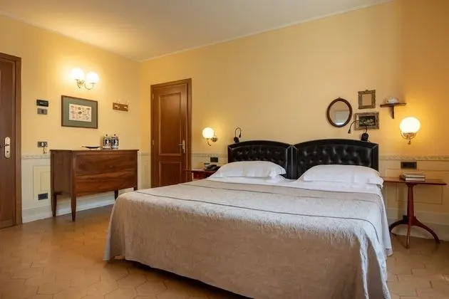 Comfort Tek Büyük Yataklı Oda