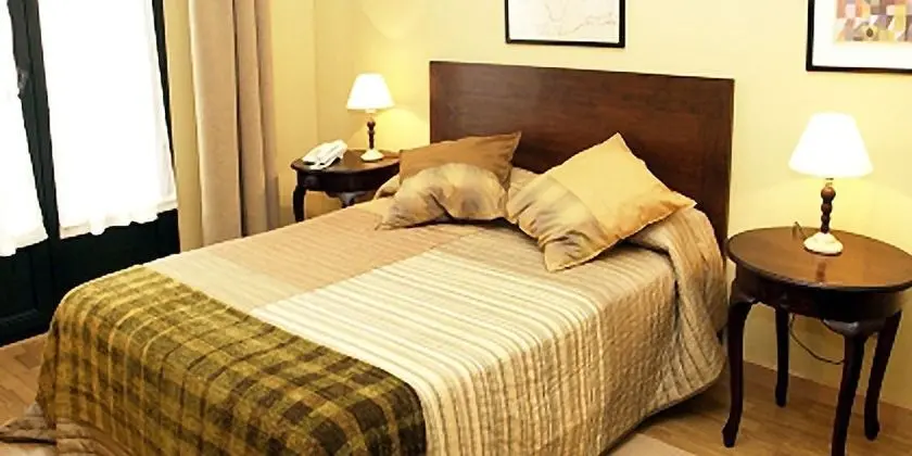 Tek Büyük veya İki Ayrı Yataklı Oda