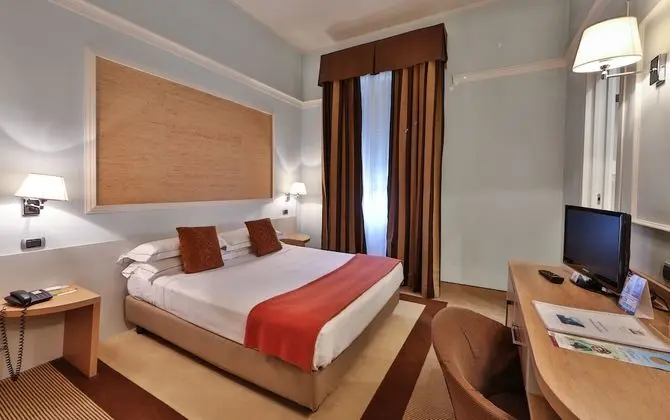 Classic Tek Büyük veya İki Ayrı Yataklı Oda