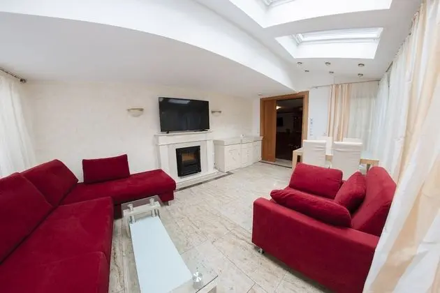 Luxury Süit, 1 Büyük (Queen) Boy Yatak ve Çekyat, Küçük Mutfak, Göl Manzaralı (Suite)