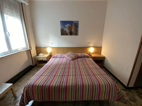 Üç Kişilik Oda