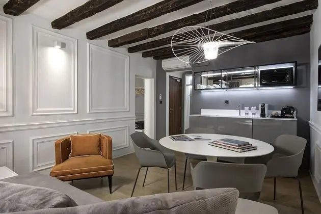 Superior Apart Daire