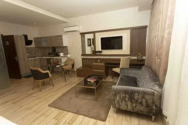 Basic Çatı Katı Süiti (Penthouse), 1 Yatak Odası, Balkon, Şehir Manzaralı