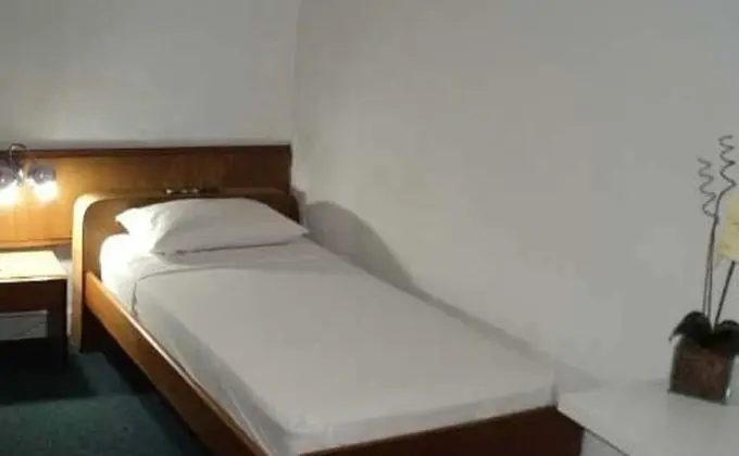 Standard Tek Kişilik Oda