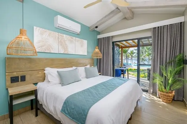 Hotel Cabin with Patio