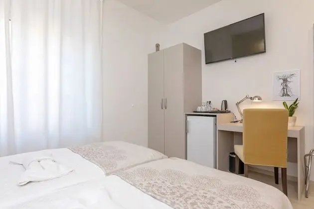 Superior Tek Büyük veya İki Ayrı Yataklı Oda