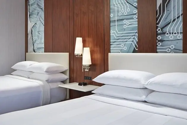 Süit, 1 Yatak Odası (Mobility Accessible, Tub)