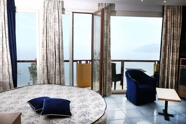 Deluxe Tek Büyük Yataklı Oda, Deniz Manzaralı