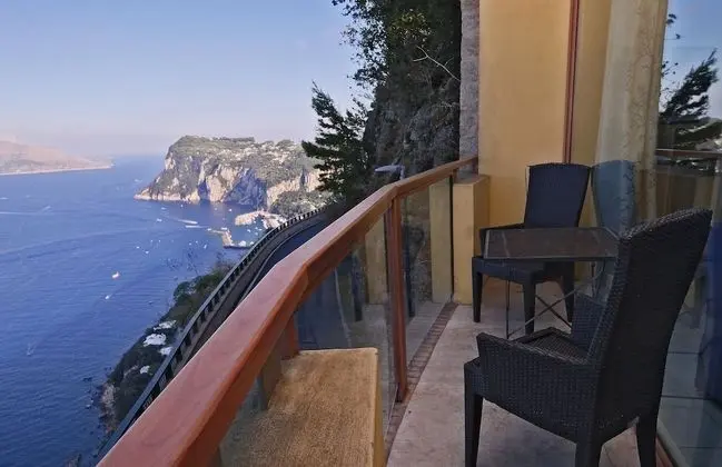 Deluxe Tek Büyük Yataklı Oda, Deniz Manzaralı