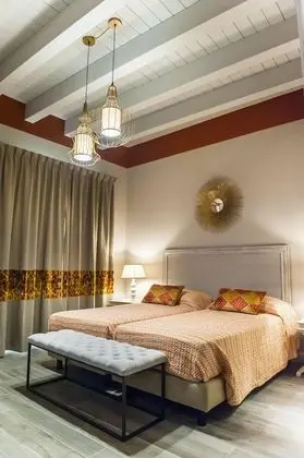 Comfort Tek Büyük veya İki Ayrı Yataklı Oda
