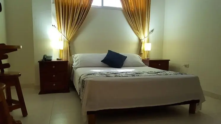 Tek Büyük Yataklı Oda, 1 Çift Kişilik Yatak
