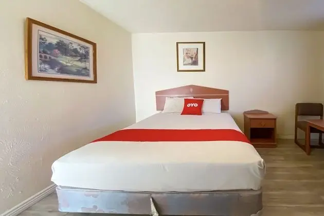 Oda, 1 Büyük (Queen) Boy Yatak