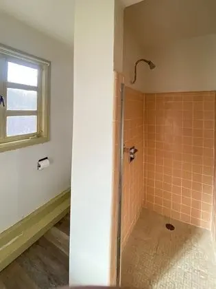 Oda, 1 Çift Kişilik Yatak, Sigara İçilebilir