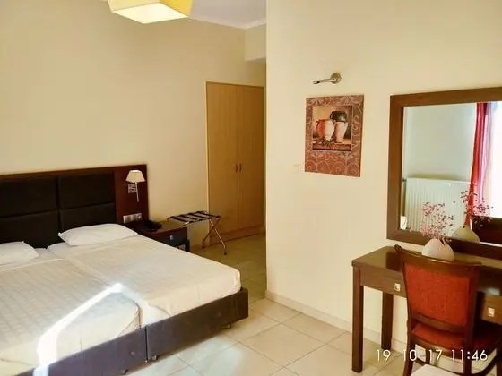 Tek Büyük veya İki Ayrı Yataklı Oda, Balkon