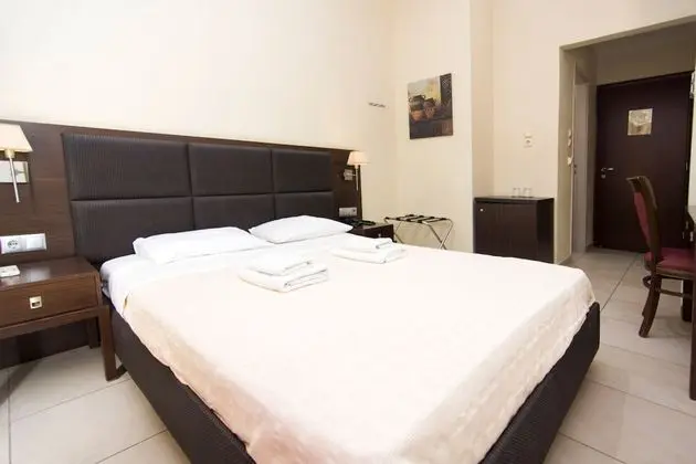 Tek Büyük veya İki Ayrı Yataklı Oda, Balkon
