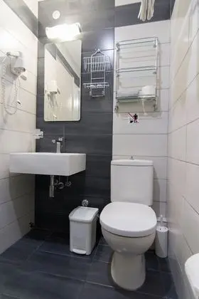 Tek Büyük veya İki Ayrı Yataklı Oda, Balkon