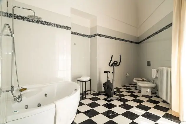 Junior Süit, 1 Çift Kişilik Yatak, Engellilere Uygun