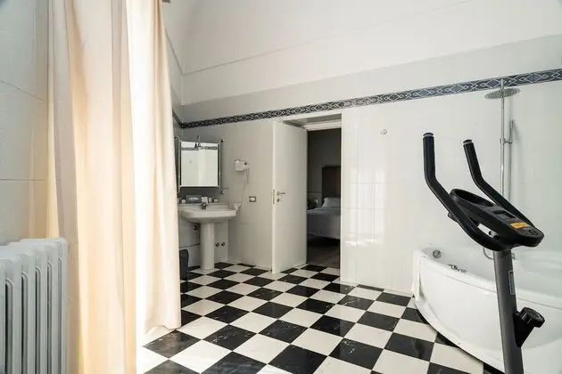 Junior Süit, 1 Çift Kişilik Yatak, Engellilere Uygun