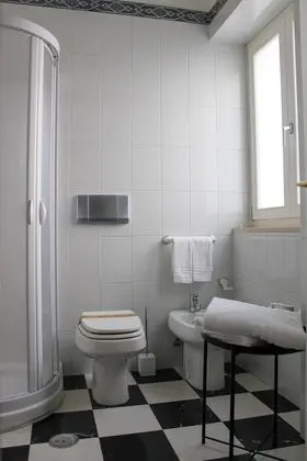 Junior Süit, 1 Çift Kişilik Yatak, Engellilere Uygun