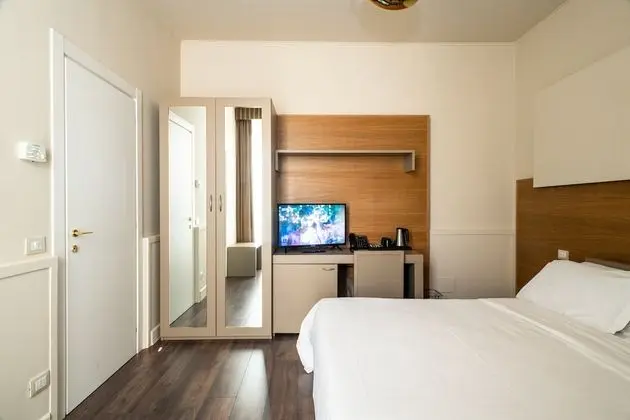 Standard Tek Büyük veya İki Ayrı Yataklı Oda