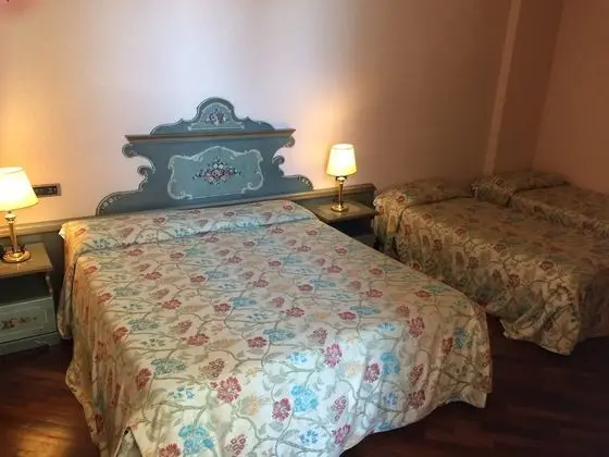 Dört Kişilik Oda