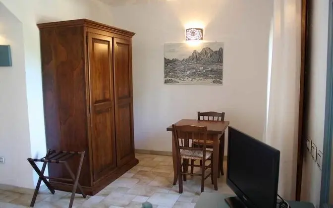 Superior Tek Büyük Yataklı Oda, Balkon, Dağ Manzaralı