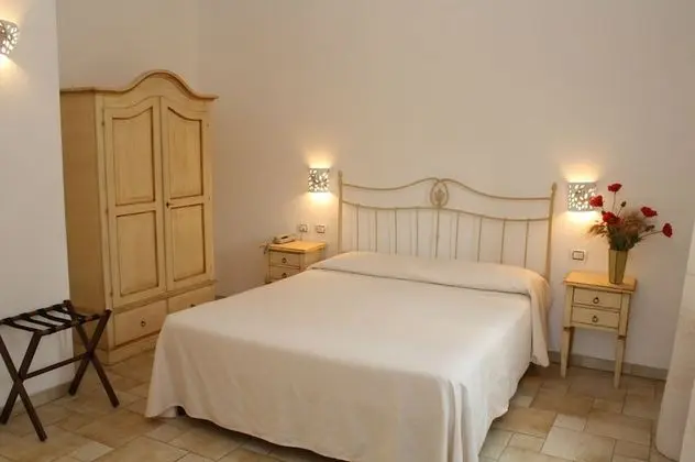 Üç Kişilik Oda, Dağ Manzaralı