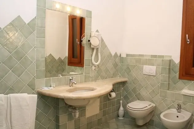 Üç Kişilik Oda, Dağ Manzaralı