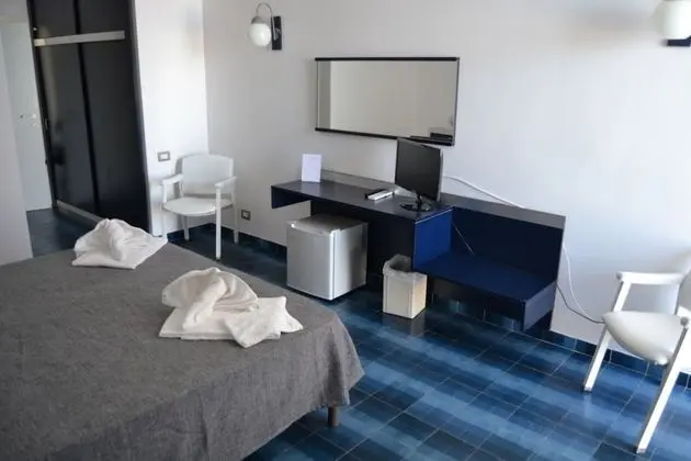 Junior Süit, Sıcak Su Küveti, Deniz Manzaralı