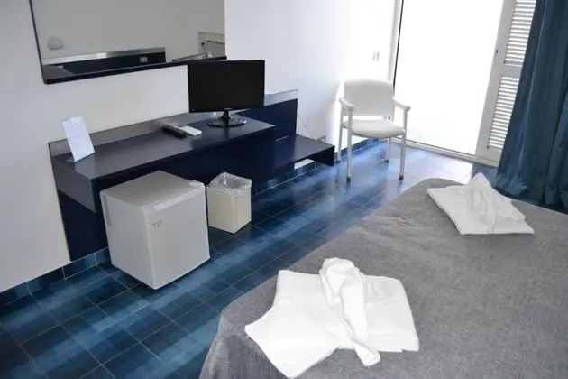 Junior Süit, Sıcak Su Küveti, Deniz Manzaralı