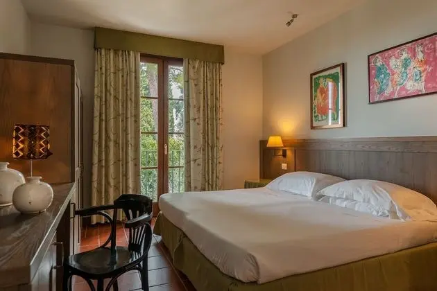 Classic Büyük Yataklı Tek Kişilik Oda