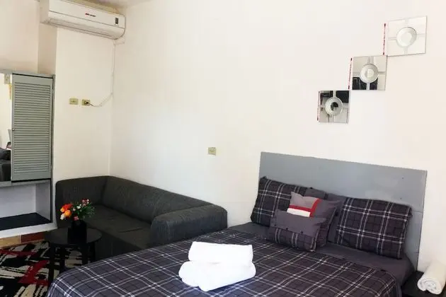 Tek Büyük Yataklı Oda