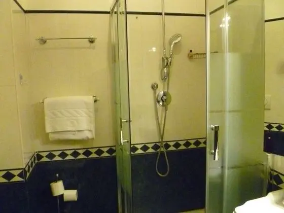 Tek Kişilik Oda (External Private Bathroom)