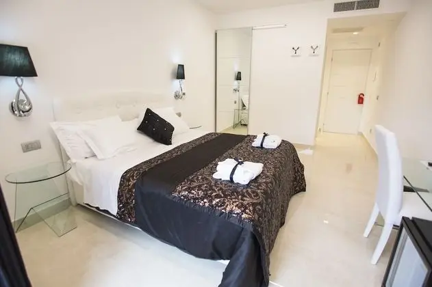 Superior Tek Büyük Yataklı Oda, Şehir Manzaralı (AGATA)