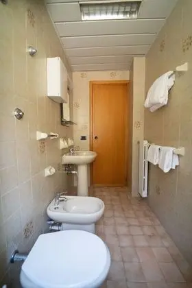 Economy Tek Büyük Yataklı Oda