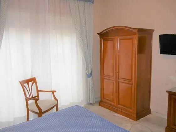 Classic Tek Büyük Yataklı Oda