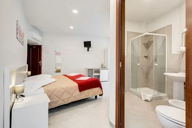 Classic Tek Büyük Yataklı Oda